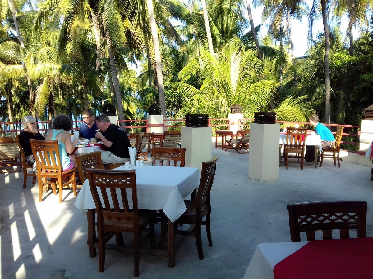 Kyaw Myanmar Hotel Gyeiktaw ภายนอก รูปภาพ